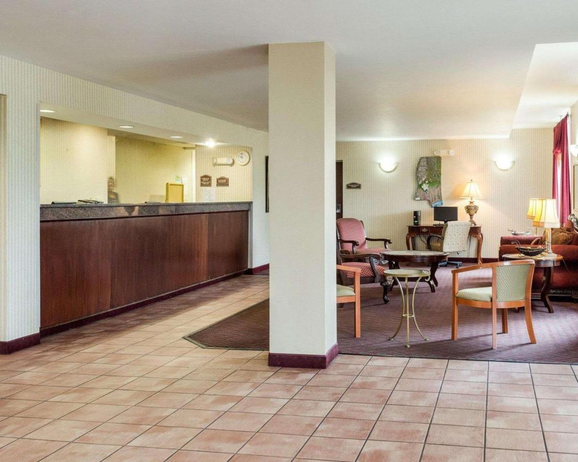 Rodeway Inn グリーンビル エクステリア 写真