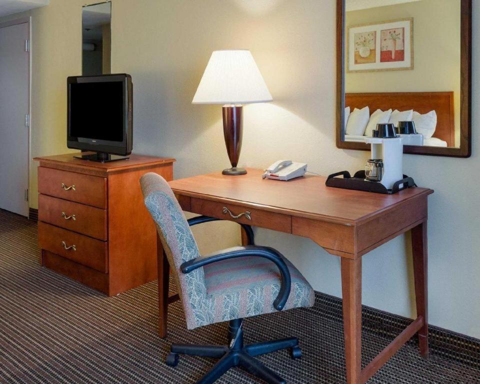 Rodeway Inn グリーンビル エクステリア 写真