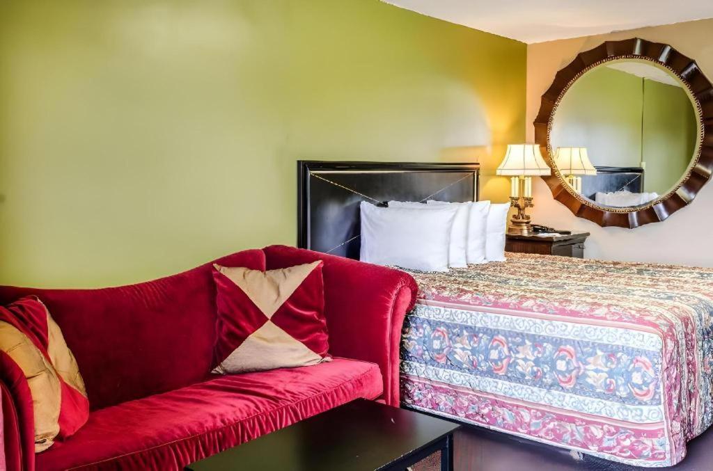 Rodeway Inn グリーンビル エクステリア 写真